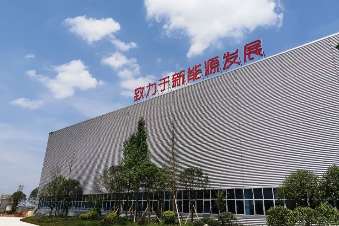 经营中心的“硬核精英”：面对客户，我们始终钻营极致