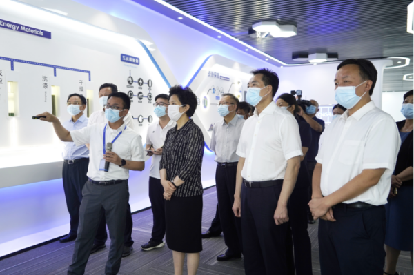 湖南省政协党组副书记乌兰调研Z6尊龙宁乡产业基地