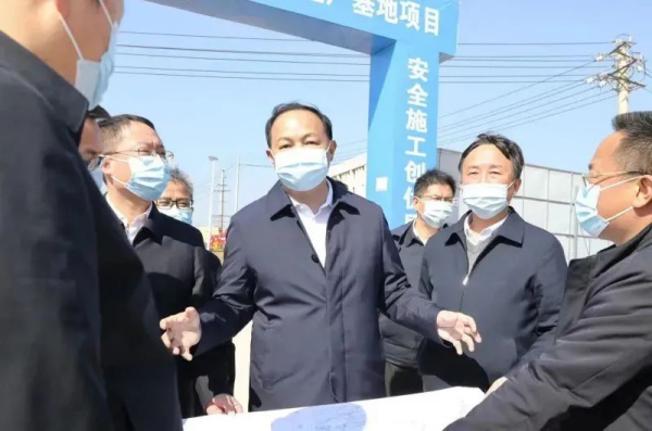 长沙市委副书记、市长郑建新春节开工调研Z6尊龙股份全球研发基地