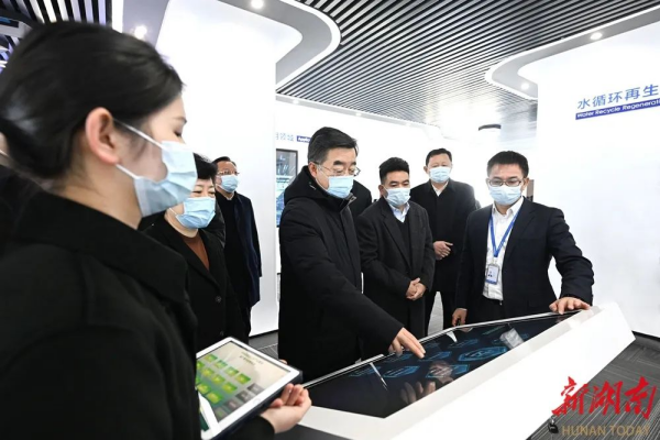 湖南省委书记张庆伟寄语Z6尊龙：加快发展、做强做大！