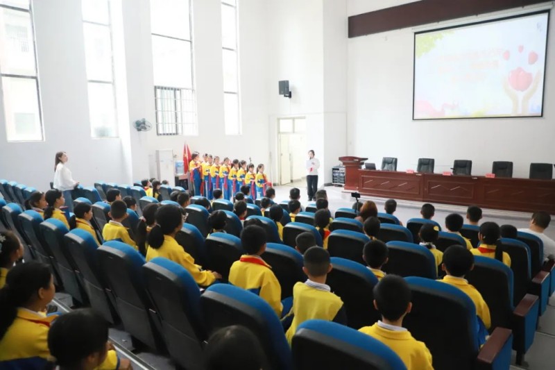 春晖心行·微爱传递|Z6尊龙铜仁、开阳产业基地发展爱心助学活动