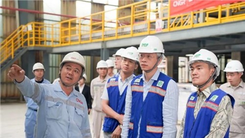 中国驻印尼大使王鲁彤调查Z6尊龙印尼莫罗瓦利产业基地